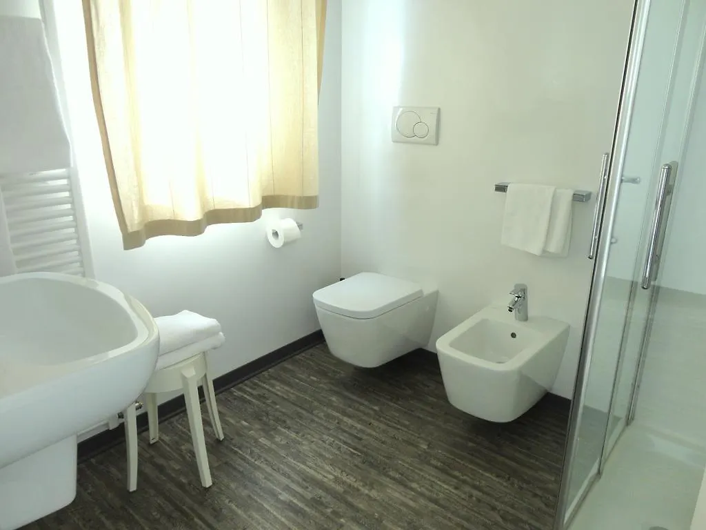 La Dolce Vita Bed & Breakfast Desenzano del Garda