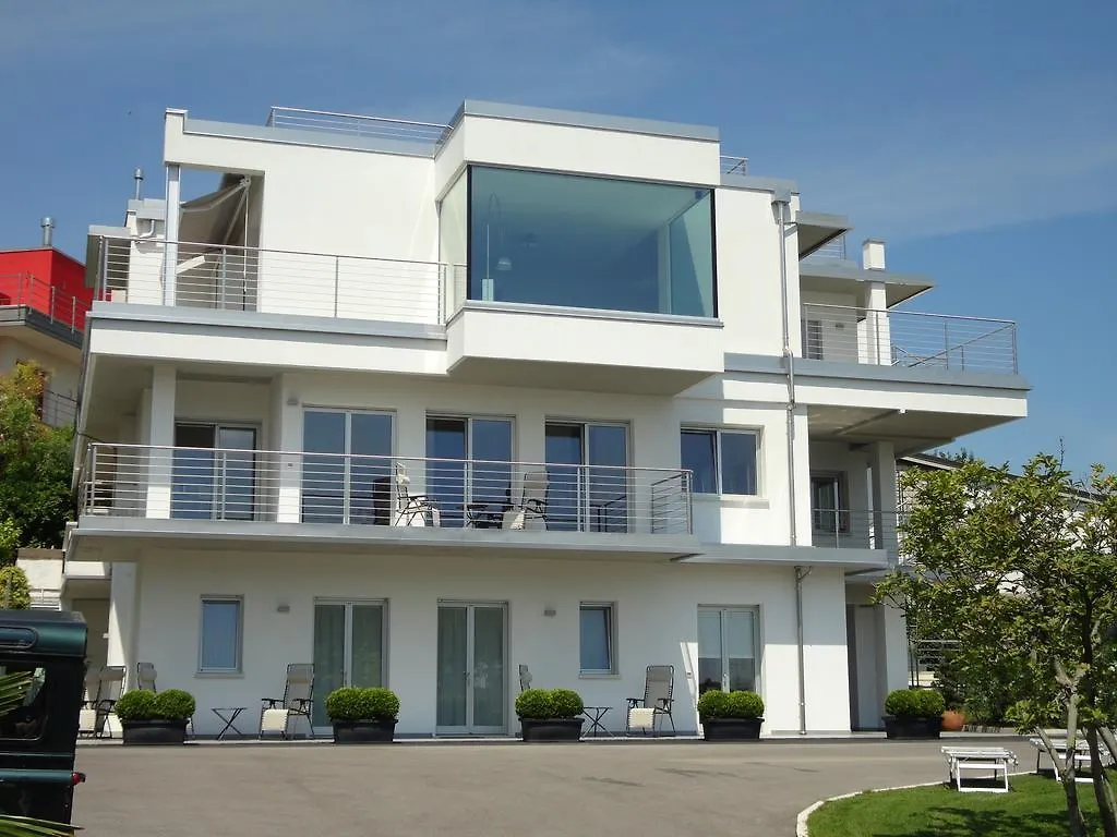 La Dolce Vita Bed & Breakfast Desenzano del Garda Italy